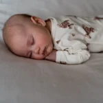 Organic Sleepsuit - Bear Pattern