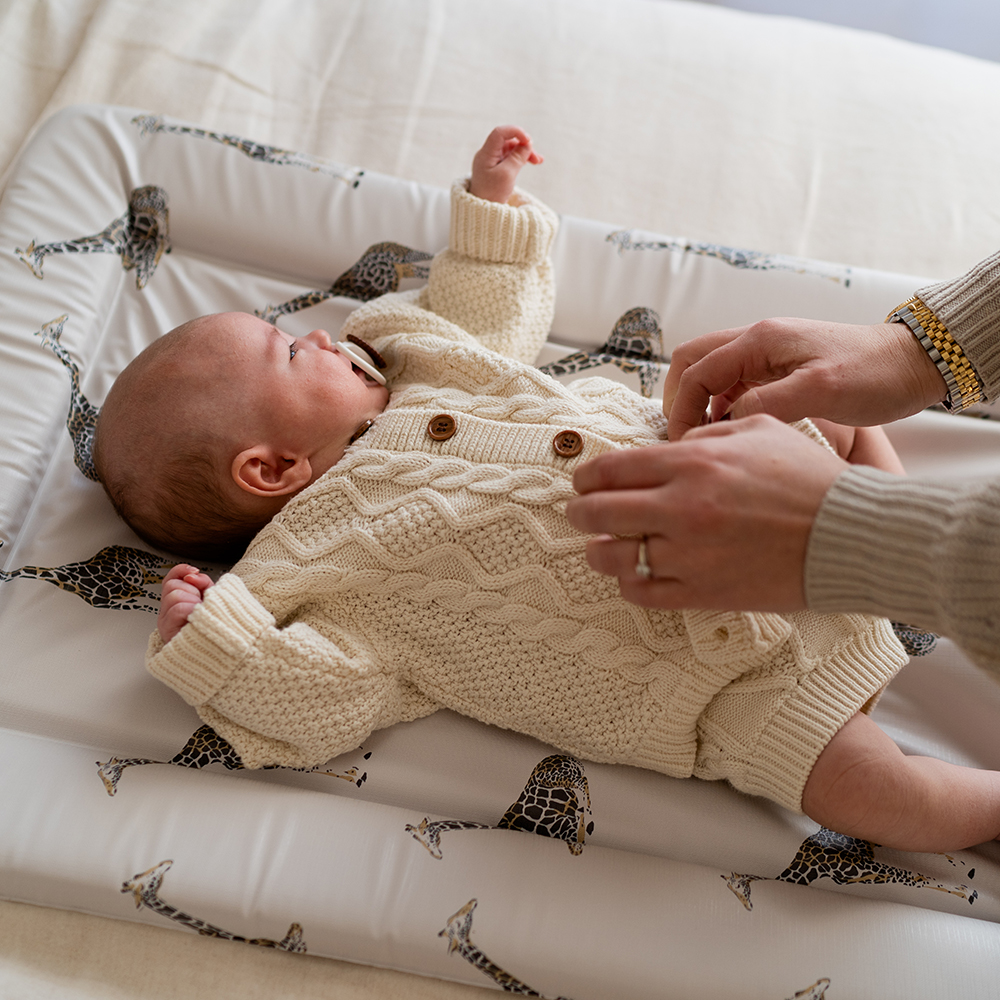 Changing Mats – Giraffe 2